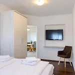 Hotel apartamentowy Seaside By Jr Jadranovo